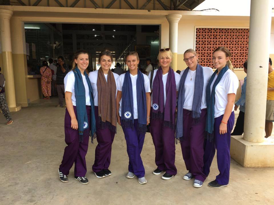 Nursing students give up their time and help make a real difference in a Cambodia featured image